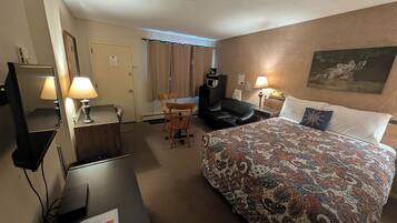 Desk, iron/ironing board, free WiFi