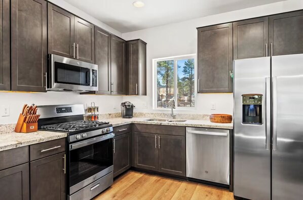 Microwave, oven, stovetop, dishwasher