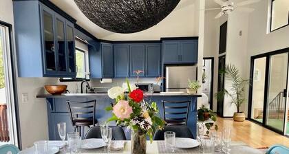 Fully furnished, 30-day min./ Light-Filled Apartment in Sebastopol