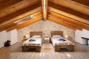 3 bedrooms, WiFi - Holiday home in a great location (Valtura)