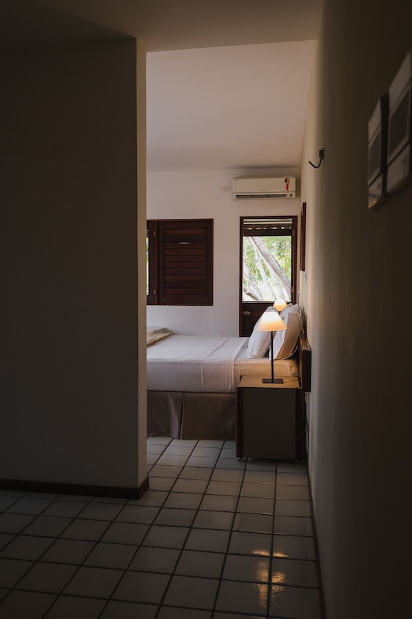 Premium Suite, Garden View | Living area
