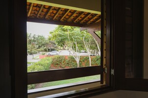 Premium Room, Garden View | In-room safe, soundproofing, free WiFi, wheelchair access