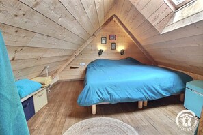 1 室のベッドルーム、アイロン / アイロン台、WiFi (無料)、ベッドシーツ