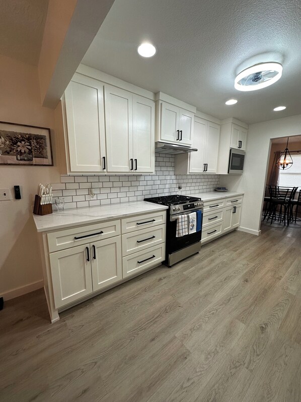 Microwave, oven, stovetop, dishwasher