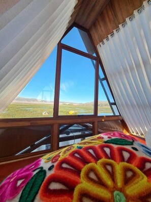 Deluxe Suite, Lake View