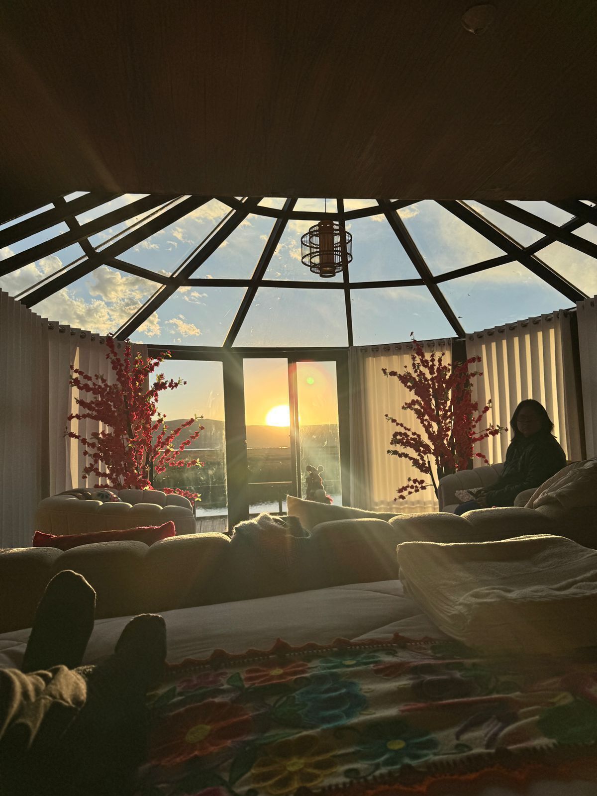 Suite Deluxe, vista al lago | Edredón, camas Select Comfort y decoración personalizada 