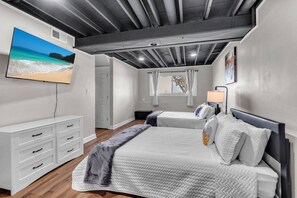 4 bedrooms, desk, iron/ironing board, travel cot