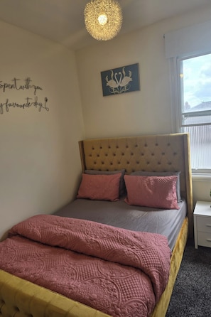 2 Schlafzimmer, kostenloses WLAN, Bettwäsche
