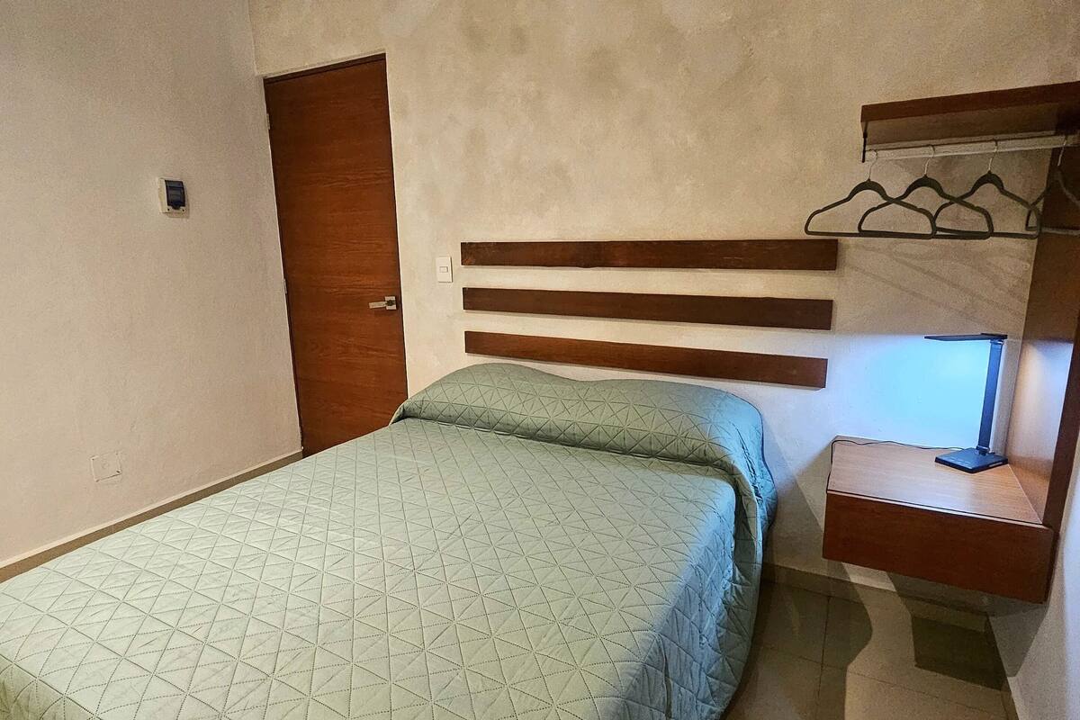 Standard Room, 1 Queen Bed, Non Smoking | Down comforters, minibar, individually decorated, iron/ironing board