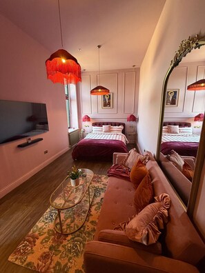 1 bedroom, iron/ironing board, free WiFi, bed sheets