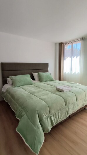 2 Schlafzimmer, Bügeleisen/Bügelbrett, kostenloses WLAN, Bettwäsche