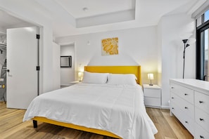 Iron/ironing board, WiFi, bed sheets