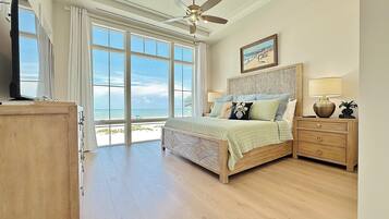 5 bedrooms, desk, iron/ironing board, free WiFi