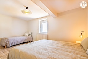 3 bedrooms, internet