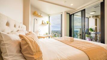 2 bedrooms, desk, iron/ironing board, WiFi (free)