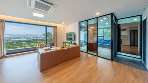 Habitación básica, 1 habitación (Pool Villa 102(Private Pool/Spa)) | 1 dormitorio y wifi gratis