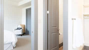 3 chambres, bureau, fer et planche à repasser, Wi-Fi gratuit