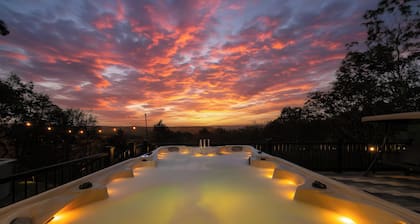 Ultimate Mountain View Retreat w/Private Heated Pool, Hot Tub, Sauna,Cold Plunge