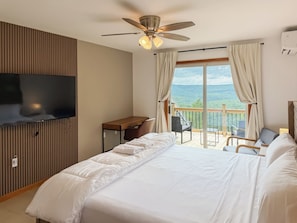 6 bedrooms, iron/ironing board, WiFi, bed sheets