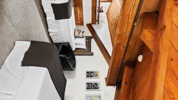 2 makuuhuonetta, silitysrauta/-lauta, ilmainen Wi-Fi, vuodevaatteet