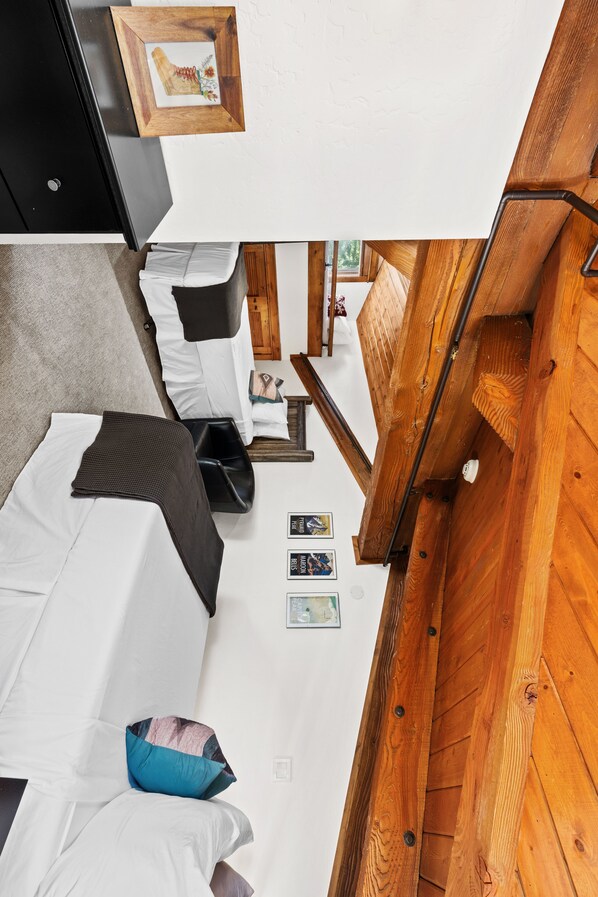 2 chambres, fer et planche à repasser, Wi-Fi gratuit, draps fournis