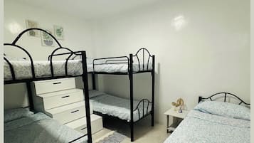 2 室のベッドルーム、WiFi、ベッドシーツ