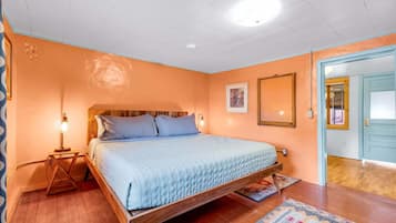 2 habitaciones, escritorio, tabla de planchar con plancha y wifi gratis