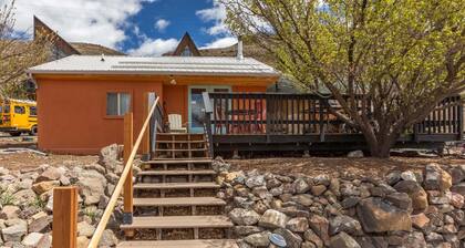 Prime Location•Dog Friendly•Large Deck
