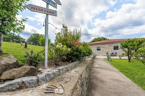 Exterior - CasadAmares (Amares)