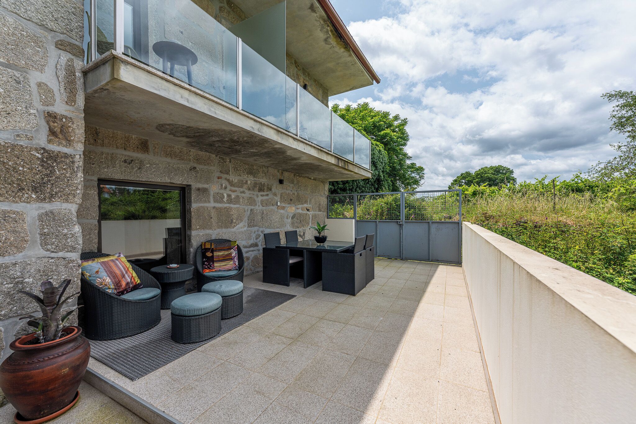 Suite Deluxe, 1 très grand lit | Terrasse/Patio