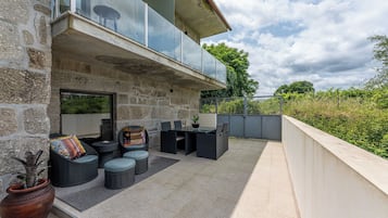 Suite Deluxe, 1 trĂšs grand lit | Terrasse/Patio