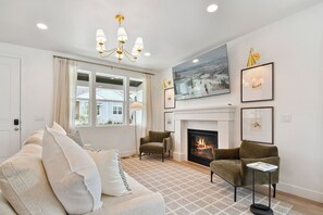 Smart-TV, peis, videospill og bøker