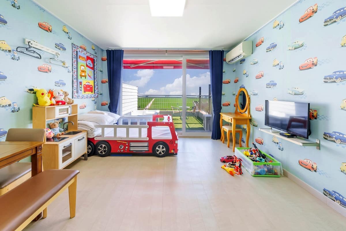 Basic Room, 1 Bedroom (Terrace Room 201 – Car Kids Room)