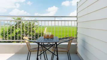 Basic Room, 1 Bedroom (Terrace Room 203) | 1 bedroom, free WiFi