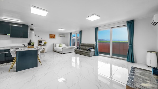 Basic Room, 1 Bedroom (Pool Villa Type C 5(Pool / Spa)) | 1 bedroom, free WiFi - Suncheon The Sky Pool Villa (Suncheon)