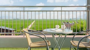 Basic Room, 1 Bedroom (Terrace Room 201 – Car Kids Room) | 1 bedroom, free WiFi