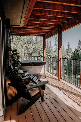 Your private boutique retreat in the heart of Grass Valley / Nevada City