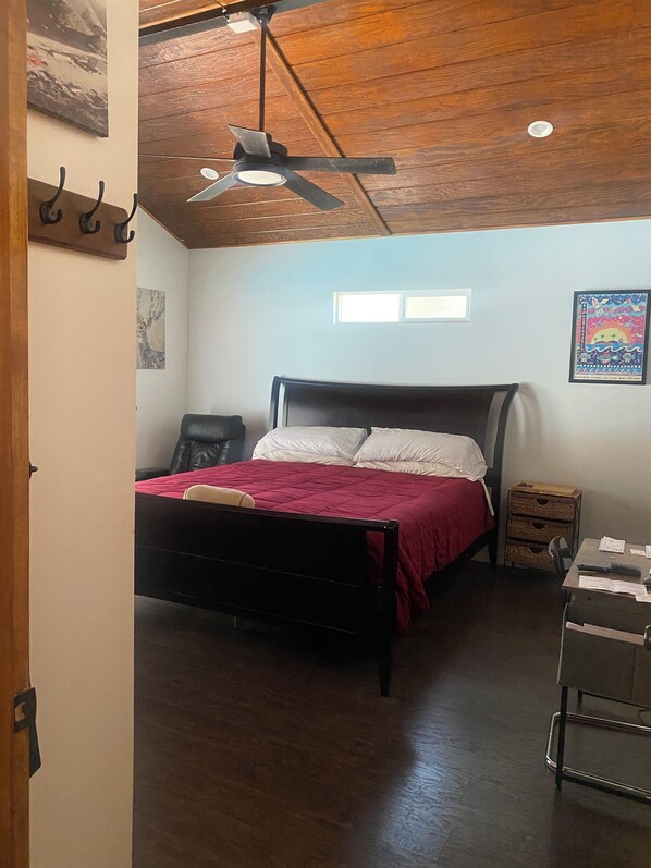 1 chambre, bureau, Wi-Fi gratuit, draps fournis