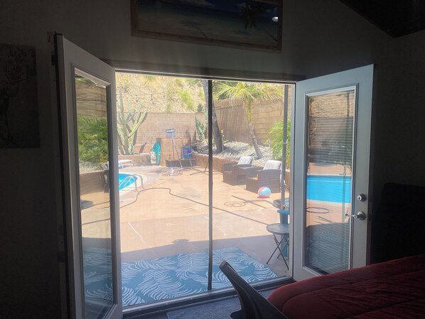 Interior - Charming Poolside Room in Glen Crest Hills. (Los Angeles)