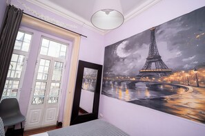 Apartment, 3 Bedrooms, City View | Interior