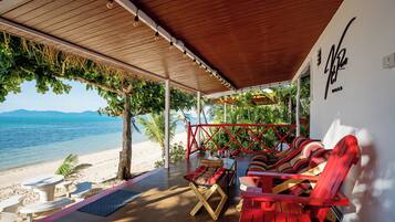 Luxury House, 2 Bedrooms, Beach View | Terrace/patio