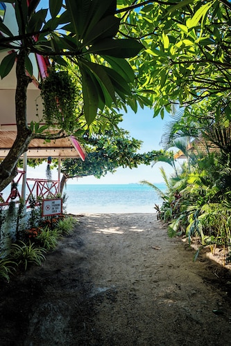Oceanfront Villa at Bang Po Beach