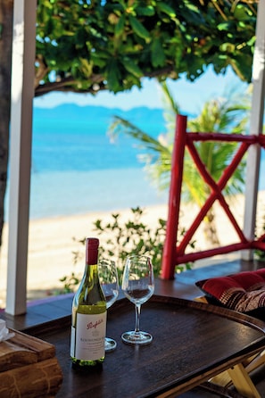 Outdoor dining - Oceanfront Villa at Bang Po Beach (Koh Samui)