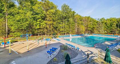 Big Bass Lake Getaway – 3BR/3BA Private Home with Deck & Fire Pit