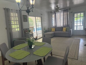 تناول الطعام