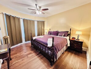 3 bedrooms, iron/ironing board, travel crib, internet