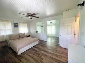 4 chambres, bureau, fer et planche à repasser, Wi-Fi gratuit