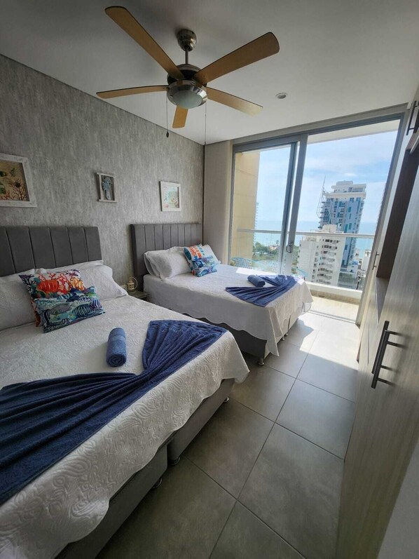 Iron/ironing board, WiFi, bed sheets