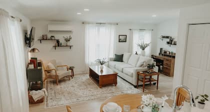 Cozy Downtown Loft - 1BR