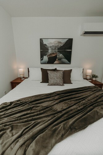 Cozy Downtown Loft - 1BR